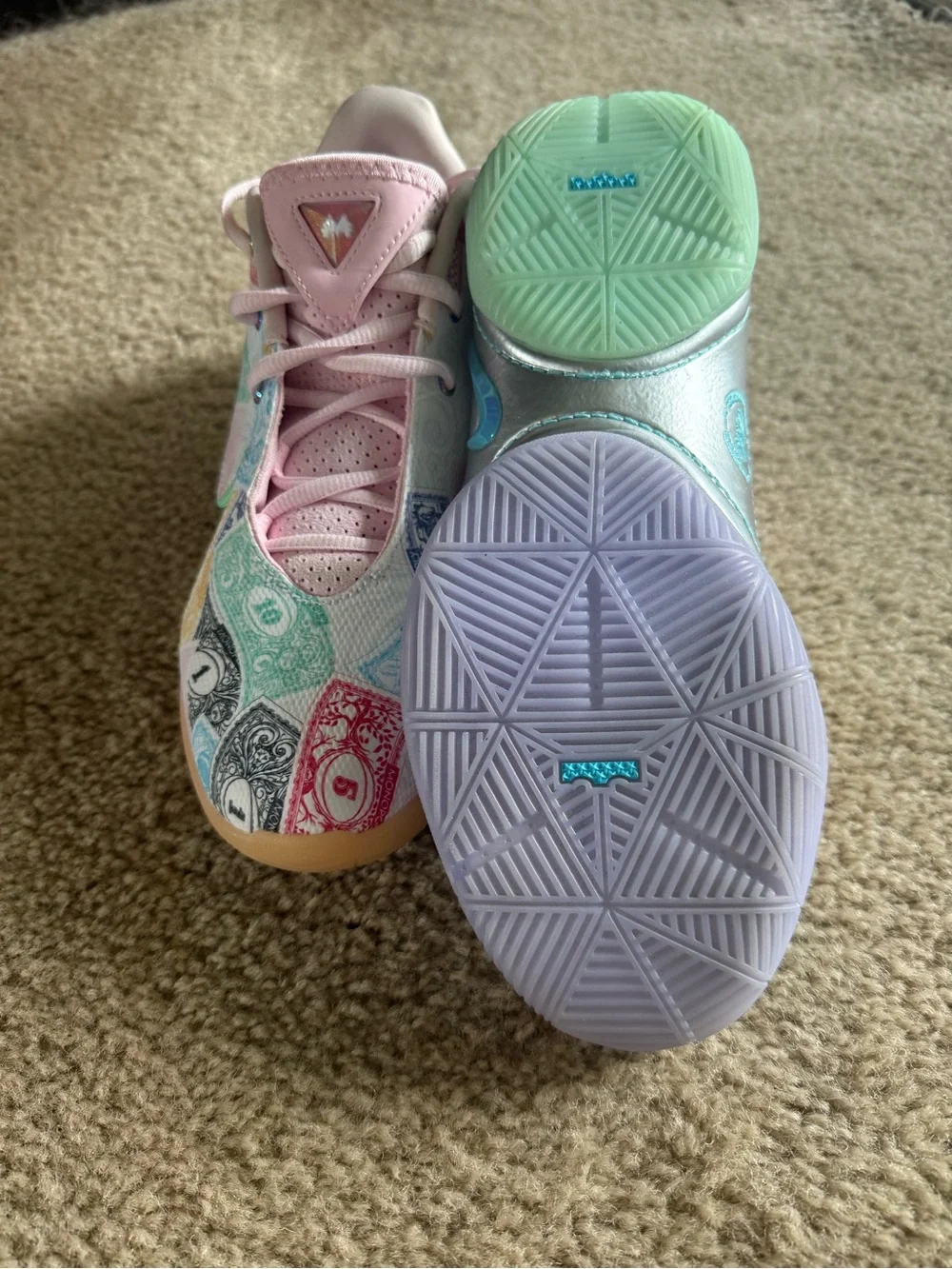 Nike playful money